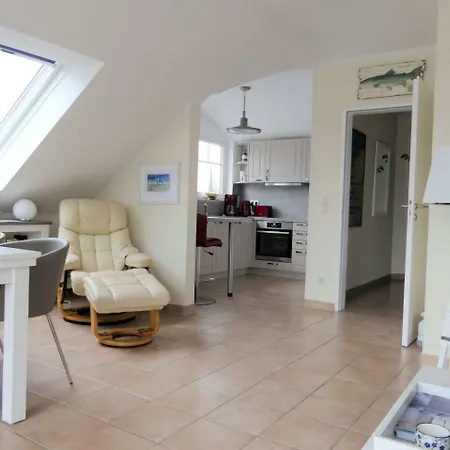 Parkresidenz Am Hafen - Ferienwohnung Min Hoog Appartement Zingst